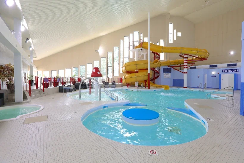 Clarion Pointe Swimming Pool